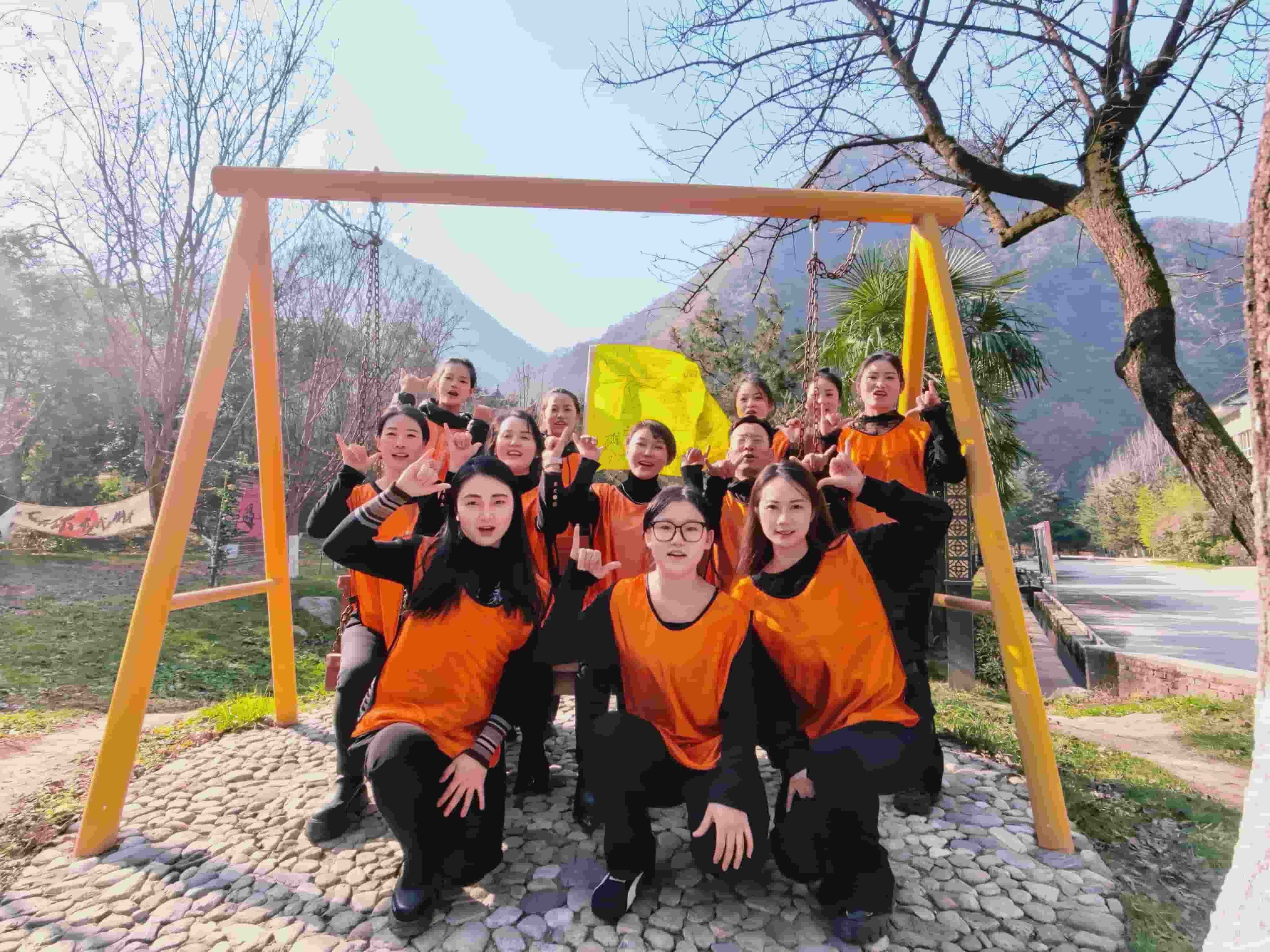 东方圣伊2025团建 | 聚力同行，目标共达